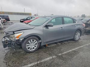 Nissan Altima 2.5 2.5L 4 2015