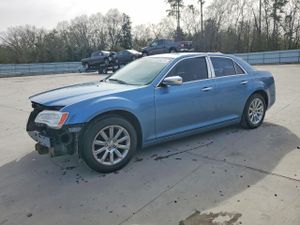 Chrysler 300 LIMITED 3.6L 6 2011