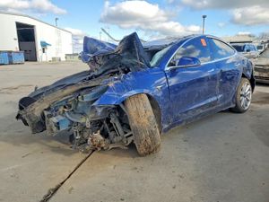 Tesla Model 3 2018