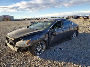 Nissan Maxima S 3.5L 6 2010