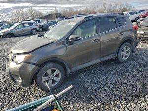 Toyota Rav4 XLE 2.5L 4 2013