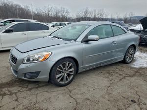Volvo C70 T5 2.5L 5 2013