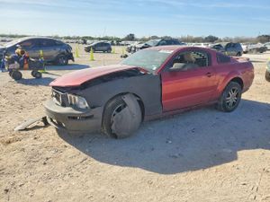 Ford Mustang GT 4.6L 8 2006