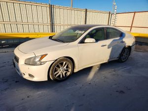 Nissan Maxima S 3.5L 6 2011