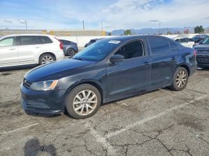 Volkswagen Jetta SE 1.8L 4 2015