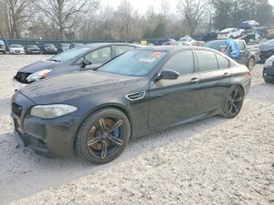 BMW M5 4.4L 8 2013