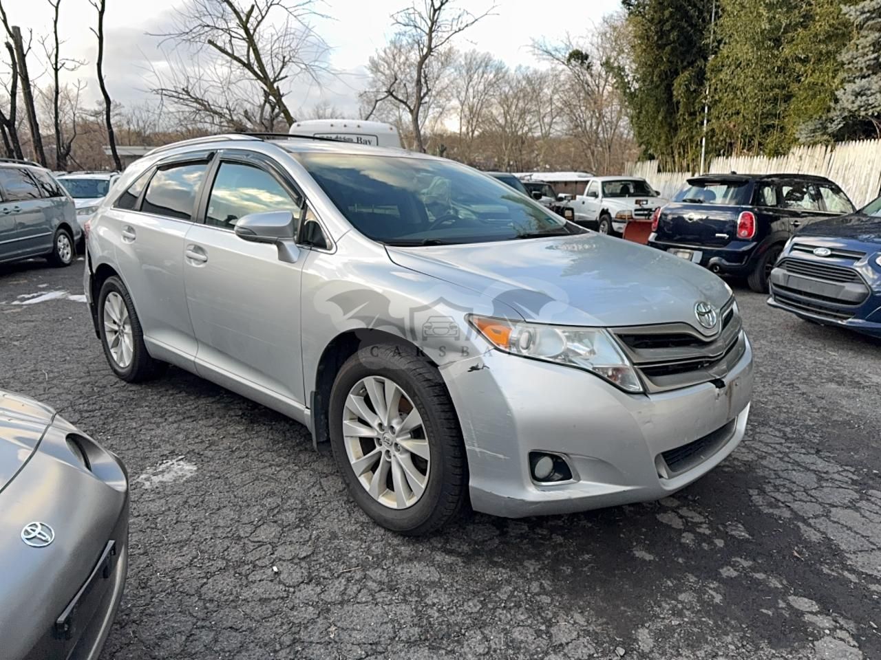 Toyota Venza LE 2.7L 4 2013