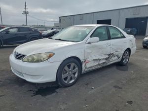 Toyota Camry LE 2.4L 4 2005