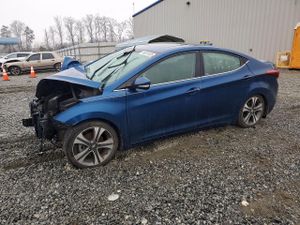 Hyundai Elantra SE 2.0L 4 2015