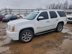 GMC Yukon DENALI 6.2L 8 2012