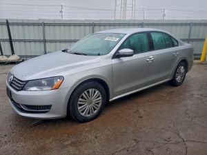 Volkswagen Passat S 1.8L 4 2015