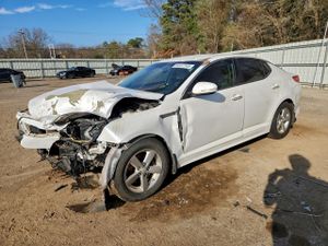 Kia Optima LX 2.4L 4 2015