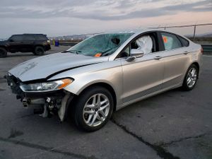 Ford Fusion SE 1.6L 4 2013