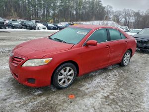 Toyota Camry BASE 2.5L 4 2011