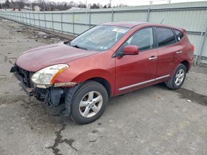 Nissan Rogue S 2.5L 4 2013