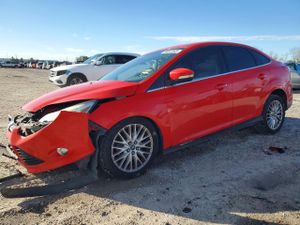 Ford Focus SEL 2.0L 4 2012