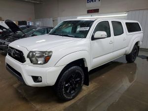 Toyota Tacoma DOUBLE CAB LONG BED 4.0L 6 2015
