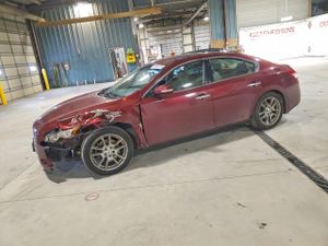 Nissan Maxima S 3.5L 6 2010