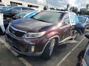 Kia Sorento LX 2.4L 4 2014