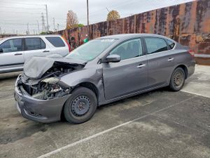 Nissan Sentra S 1.8L 4 2015