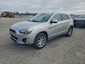 Mitsubishi Outlander SE 2.0L 4 2015