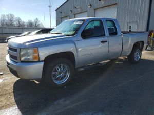 Chevrolet Silverado 1500 C1500 4.3L 6 2011