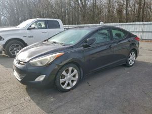 Hyundai Elantra GLS 1.8L 4 2013