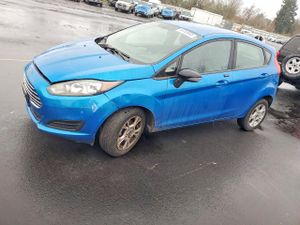 Ford Fiesta SE 1.6L 4 2015