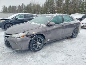 Toyota Camry LE 2.5L 4 2015