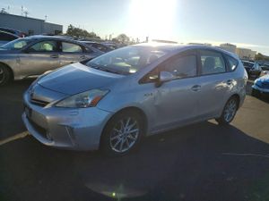 Toyota Prius 1.8L 4 2013