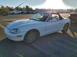 Mazda MX-5 (Miata) 1.8L 4 1999