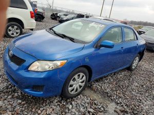 Toyota Corolla BASE 1.8L 4 2010