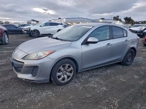 Mazda 3 I 2.0L 4 2013