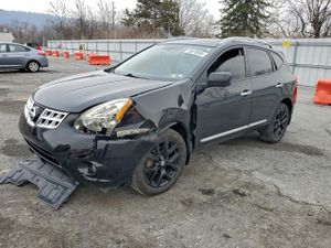 Nissan Rogue S 2.5L 4 2013