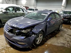 Hyundai Sonata GLS 2.4L 4 2013
