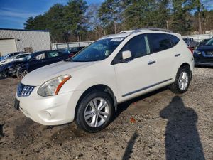 Nissan Rogue S 2.5L 4 2013