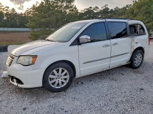 Chrysler Town & Country TOURING L 3.6L 6 2012