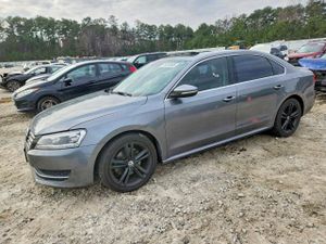Volkswagen Passat SE 2.5L 5 2012