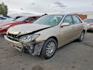 Toyota Camry LE 2.4L 4 2003