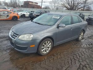 Volkswagen Jetta SE 2.5L 5 2010