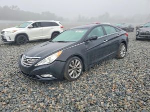 Hyundai Sonata SE 2.4L 4 2013
