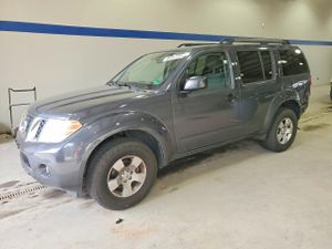 Nissan Pathfinder S 4.0L 6 2012