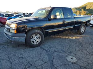 Chevrolet Silverado 1500 C1500 5.3L 8 2005