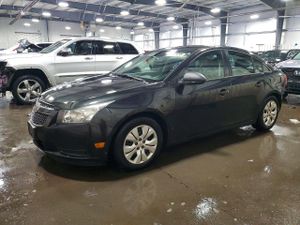 Chevrolet Cruze LS 1.8L 4 2013