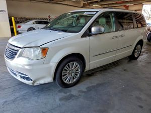 Chrysler Town & Country LIMITED 3.6L 6 2012