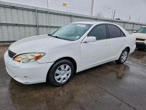 Toyota Camry LE 2.4L 4 2004