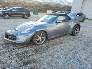 Nissan 370z BASE 3.7L 6 2015
