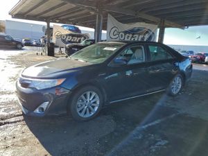 Toyota Camry HYBRID 2.5L 4 2013
