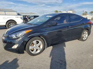 Hyundai Elantra GLS 1.8L 4 2013