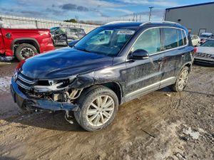 Volkswagen Tiguan S 2.0L 4 2014